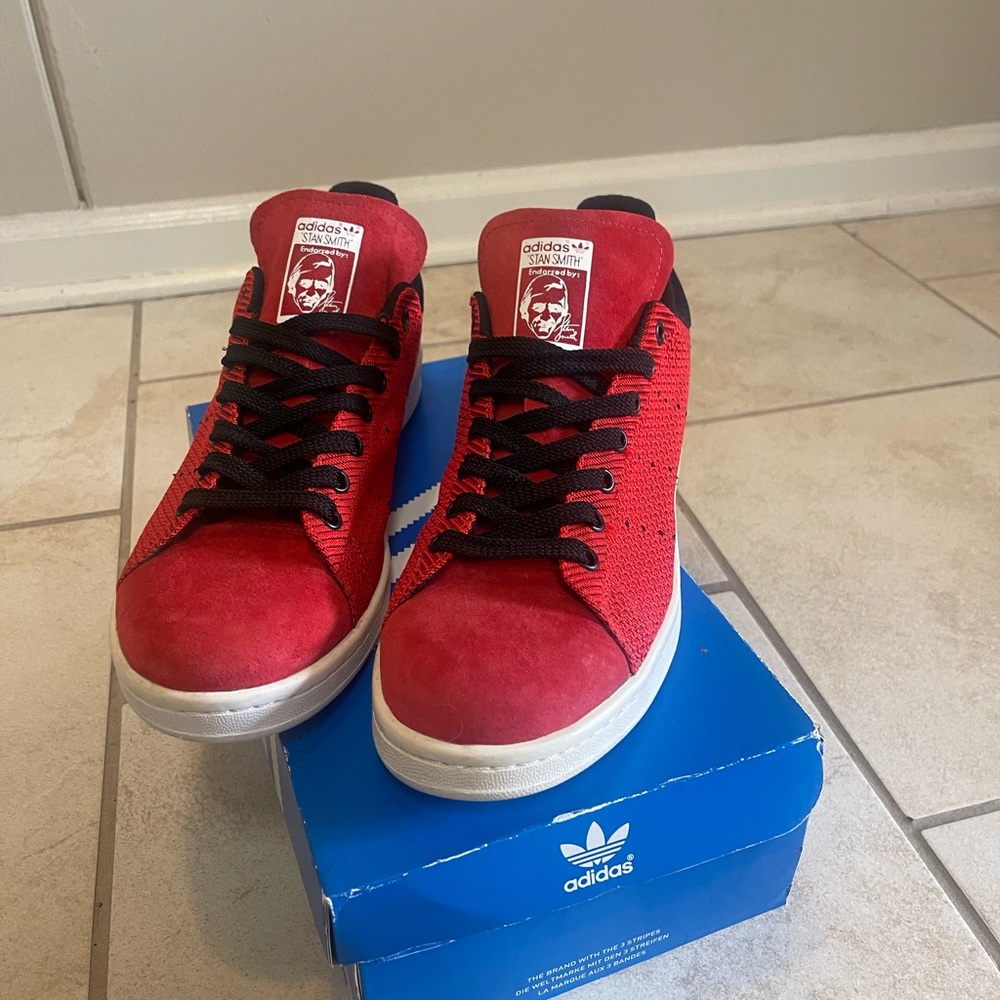 Adidas Stan Smith sneakers men size 12 red with white bottom